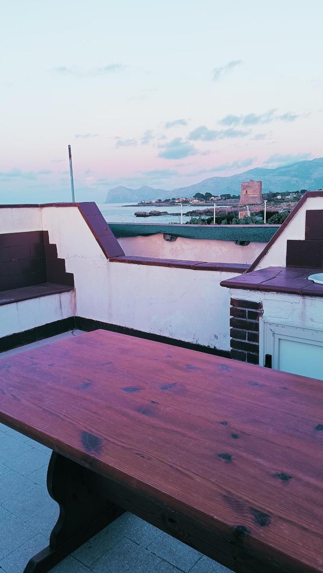 La Terrazza Sul Mare Monolocale Con Terrazza Vicino Aereoporto&Mare Sicilian Vintage Style Beach House Cinisi Exterior photo